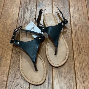 Rue 21 black Sandals